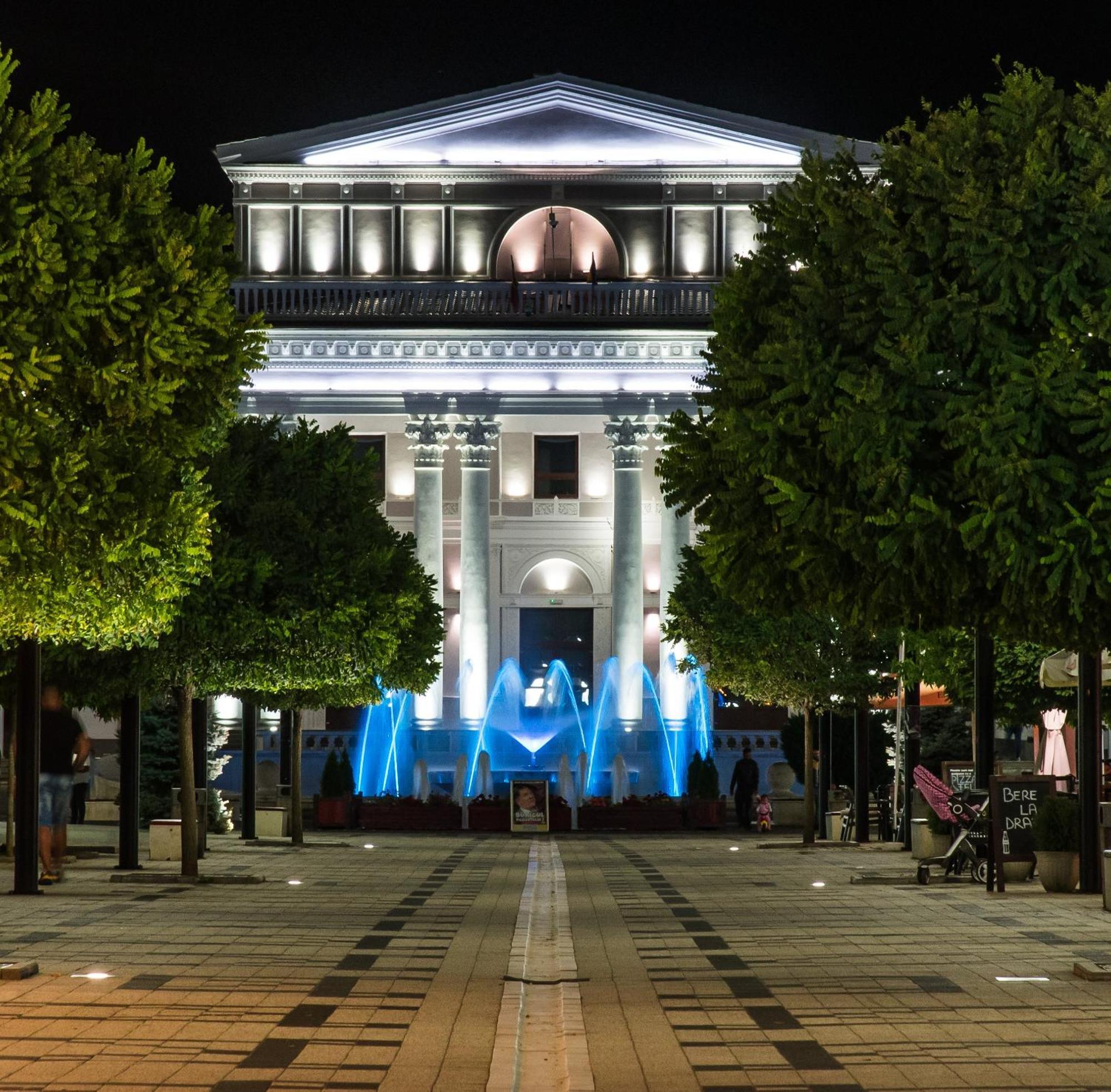 Studio Central Хунедоара Экстерьер фото